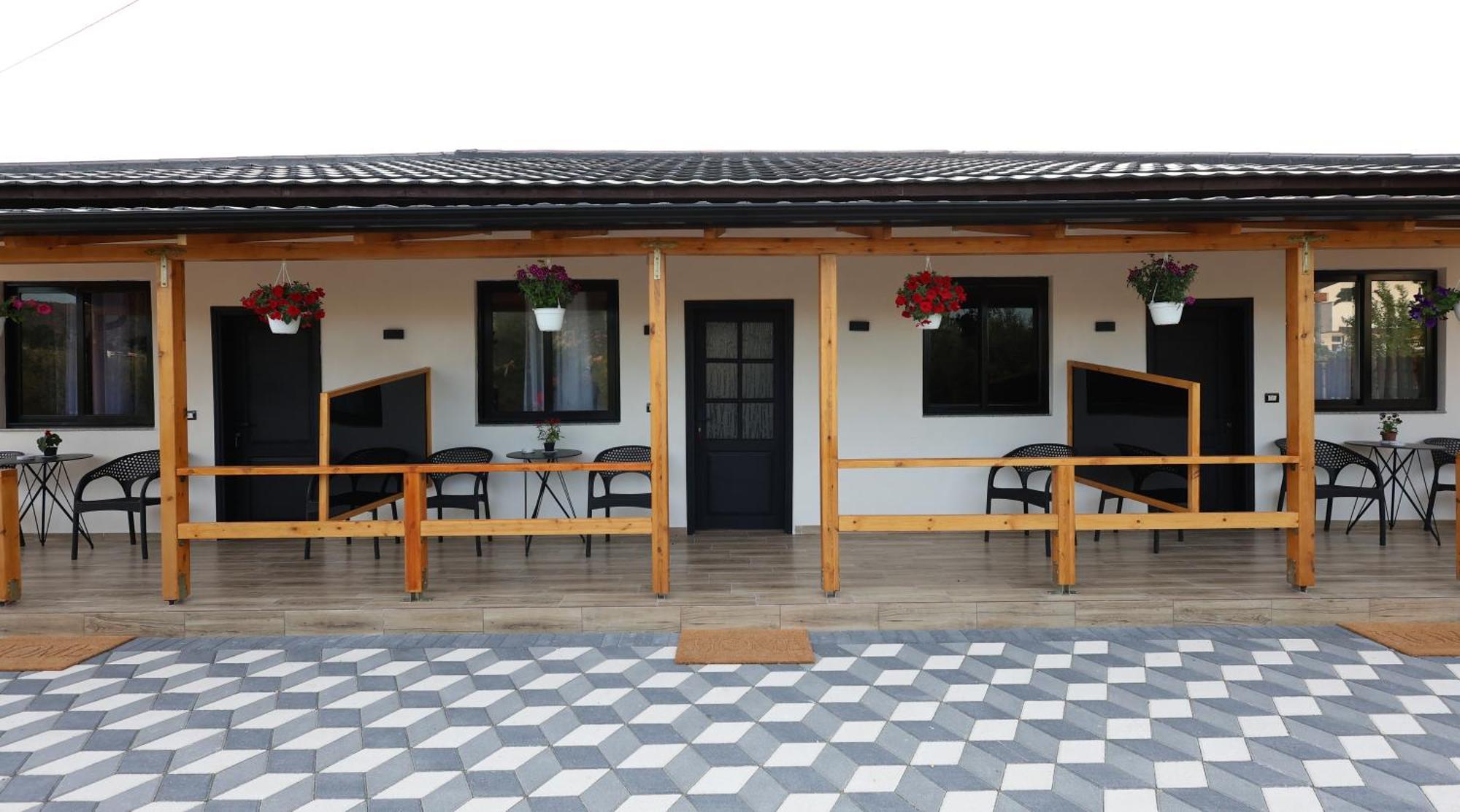 Olive Oasis Studio Berat Bagian luar foto