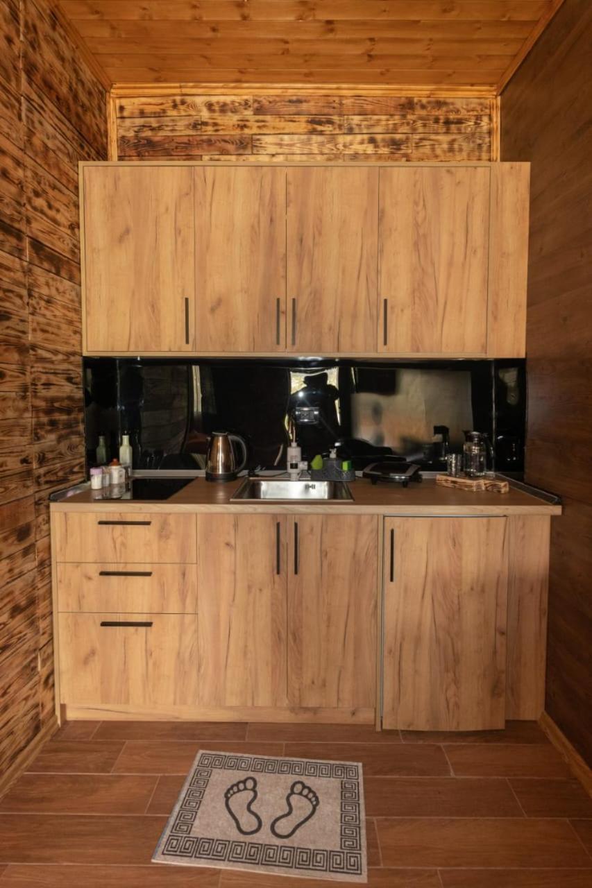 Olive Oasis Studio Berat Bagian luar foto